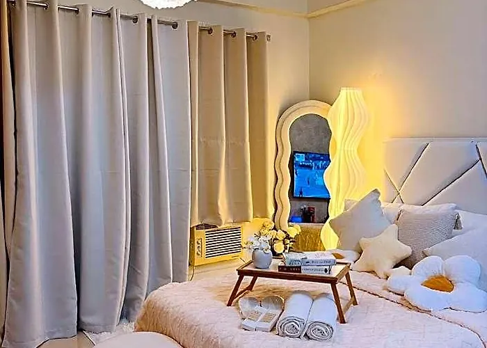 호텔 Serenity Haven In Mckinley Hill Bgc