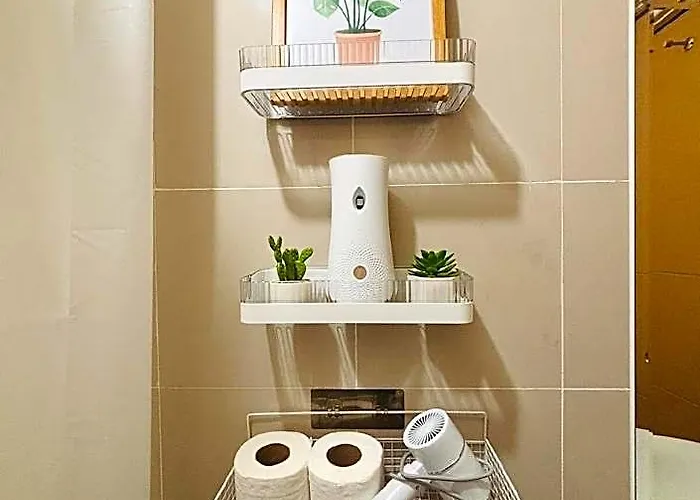 호텔 Serenity Haven In Mckinley Hill Bgc